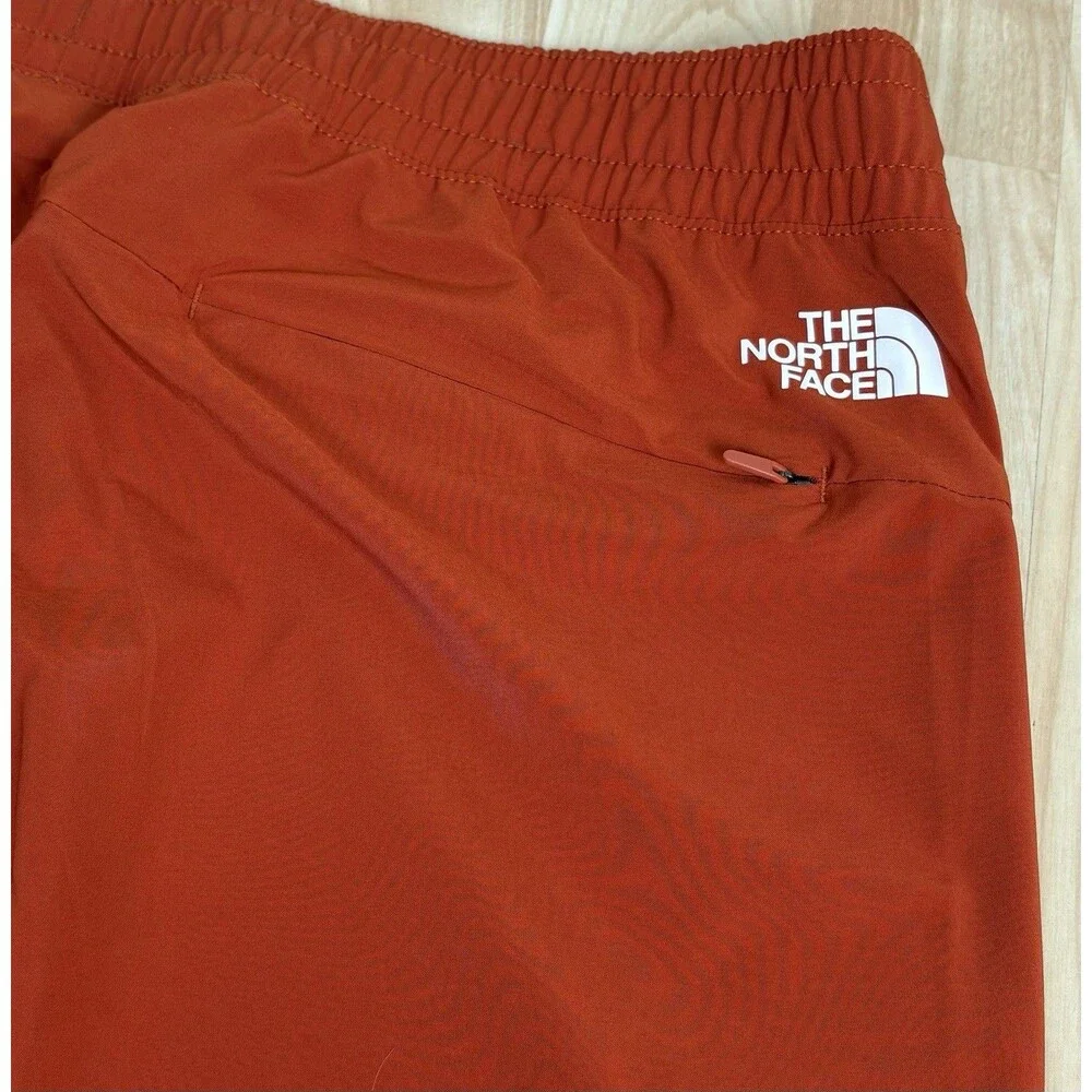 Men’s The North Face Pants / Orange / Hiking / Outdoors / Size Medium